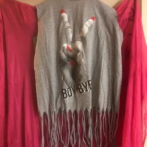 One gray t- shirt/fringe)2X-looks like a small